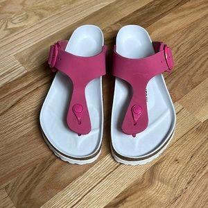 Never worn! Birkenstock Gizeh!